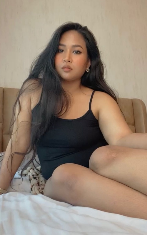 Experience Passion and Elegance with Ritsuko Mist Today