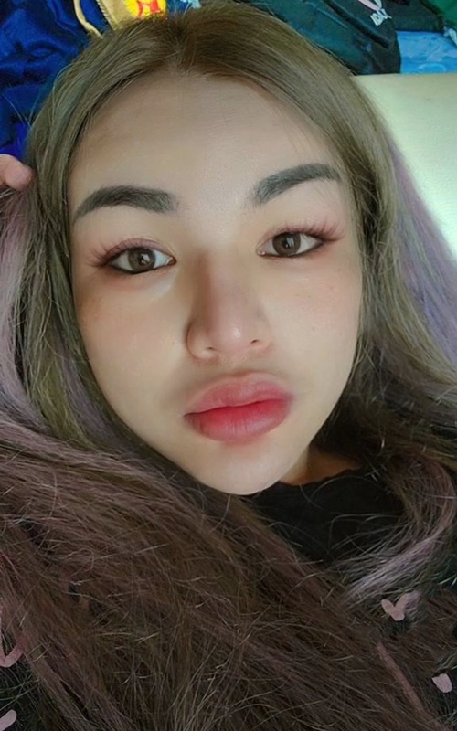 Experience Unforgettable Moments with Sayaka Frost Tonight