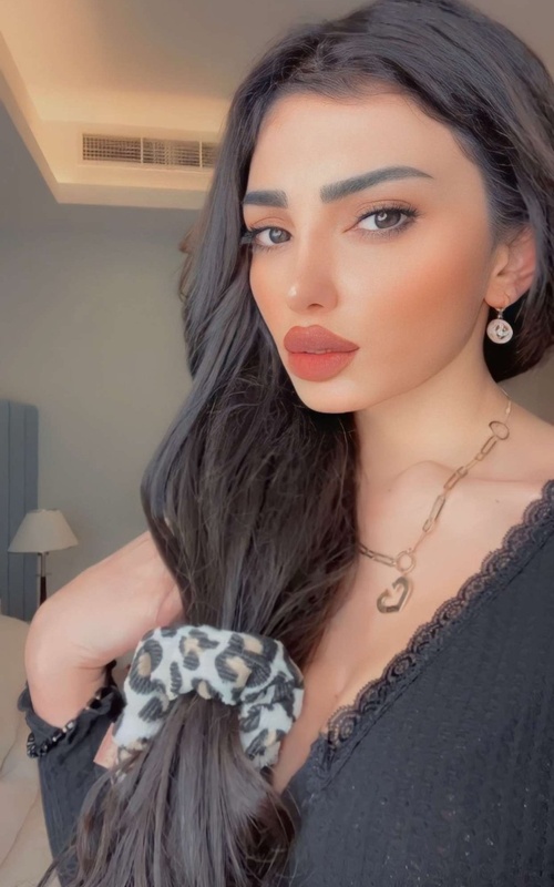 Experience Unforgettable Moments with Hina Skye Today